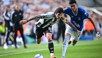 Newcastle United vs Everton (22:00 – 25/05) | Xem lại trận đấu
